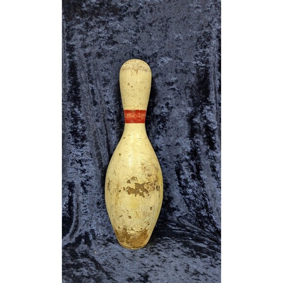 Vintage Bowling Pin For Home Decor Or Upcycle Crafting - Picture 2 of 3
